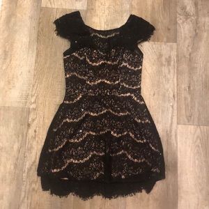 FOREVER 21 Dress Size Small Short